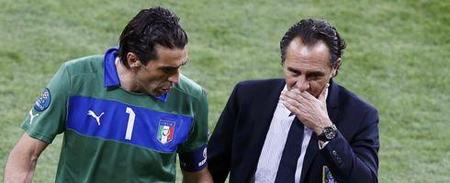 安浩鸣点评中国男排世锦赛表现，找到与世界强队差距（安浩鸣评析中国男排世锦赛：看清与世界豪强的差距）