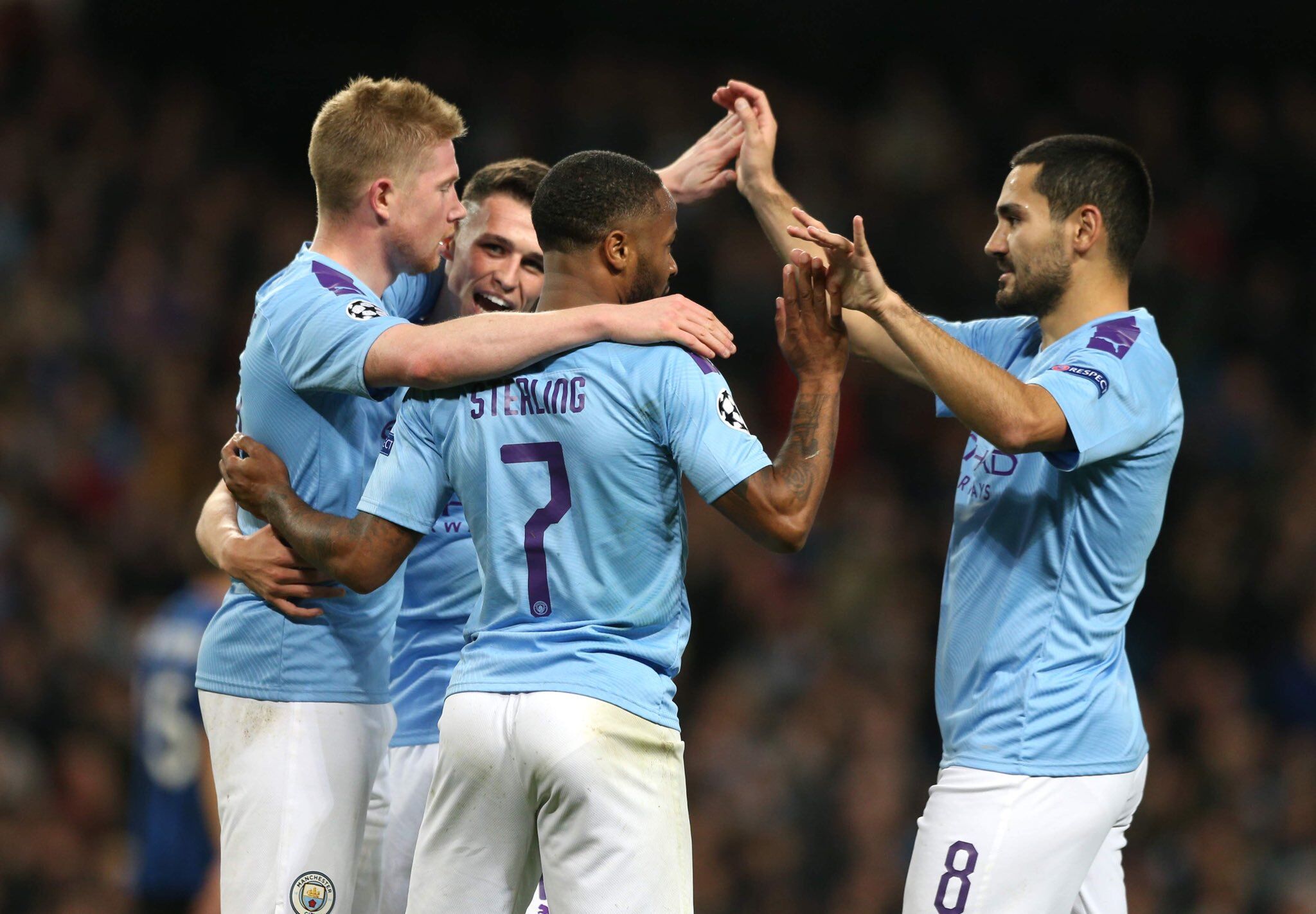 逆转功臣！麦丹13中10轰27分，里德末节4三分轰14分（逆转双星闪耀：麦丹13投10中砍27分，里德末节飙进4记三分独取14分）