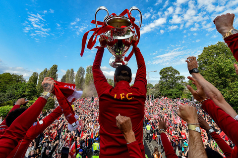 荷媒：拜仁今天将派球探考察里德，评估是否正式联系费耶诺德（荷媒称拜仁今日派球探考察里德，评估是否与费耶诺德正式接洽）