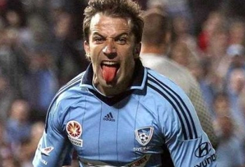 西媒：霍安·加西亚赛后一瘸一拐，但他只是累了没有任何不适（西媒：霍安-加西亚赛后步伐蹒跚，仅因疲劳并无不适）