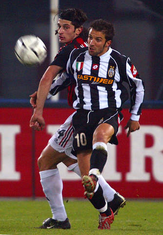 罗马诺：拉什福德、霍伊伦、桑乔和奥纳纳都更加接近离开曼联（罗马诺：拉什福德、霍伊伦、桑乔、奥纳纳距离离队更近一步）