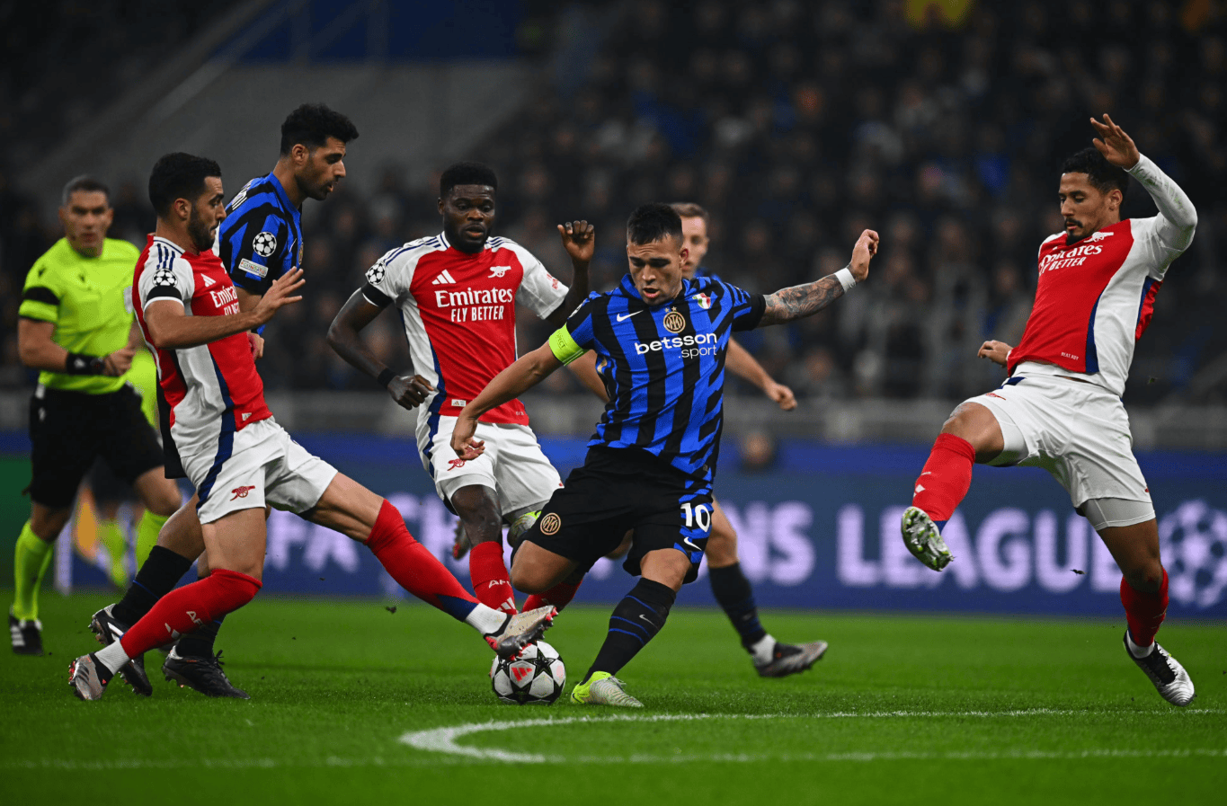 渐入佳境，安迪-迪乌夫首次代表国米首发斩获处子球（状态回暖，安迪-迪乌夫首次为国米首发便收获处子球）