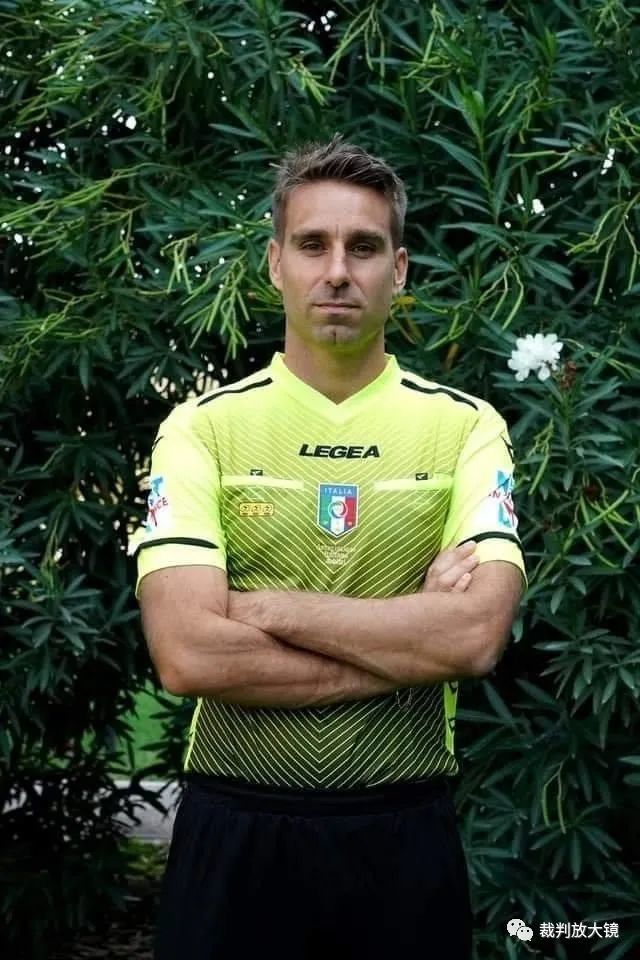 持续稳定！阿森纳大将萨利巴在北伦敦德比中表现出色（稳定如一！阿森纳中卫萨利巴北伦敦德比表现抢眼）