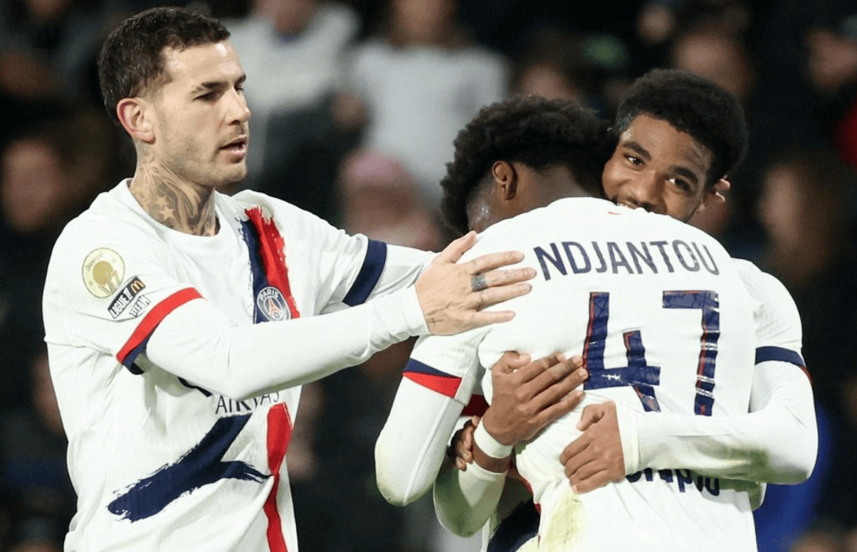 2025赛季中超主场成绩排名：申花34分居首，海港31分排名第五（2025赛季中超主场积分榜：申花34分领跑，海港31分位列第五）